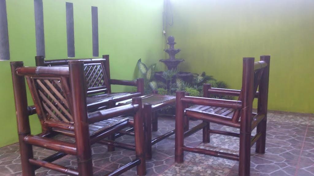 Banyuwangi Homestay Ngoại thất bức ảnh